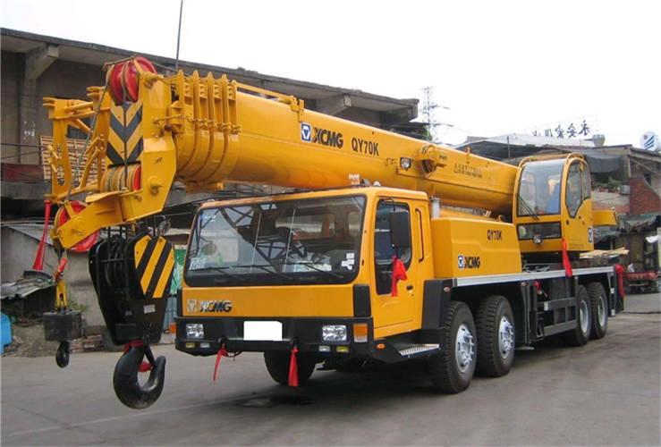 灵石县吊车出租选择重点